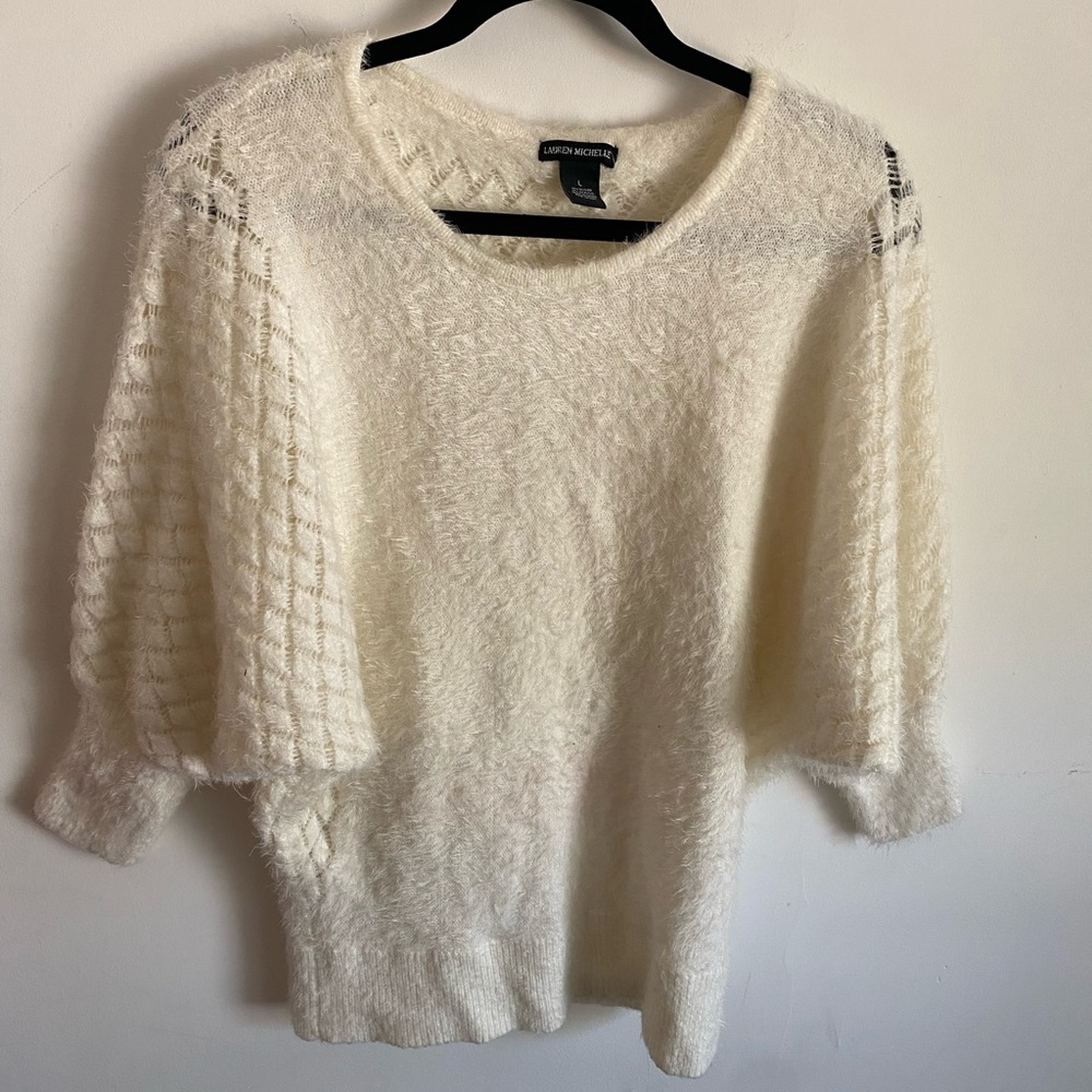 Lauren Michelle Soft Cream‎ Vintage Inspired Bat Wing Sweater Size Large